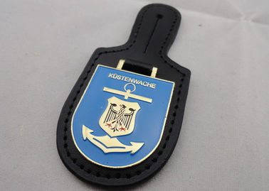 Insignia modificada para requisitos particulares moda del bolsillo del cuero de la PU de HUSTENWACHE para el regalo promocional