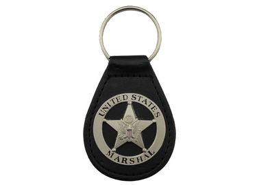 Llavero del cuero del mariscal de los E.E.U.U. del metal, llaveros de cuero personalizados con el niquelado brumoso