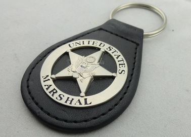 Llavero del cuero del mariscal de los E.E.U.U. del metal, llaveros de cuero personalizados con el niquelado brumoso