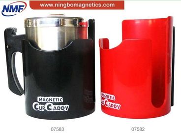 tenedor multi magnético que mantiene la bebida o la taza a mano