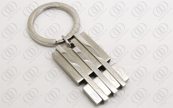 Final pulido del llavero de plata elegante del acero inoxidable y cepillado brillante